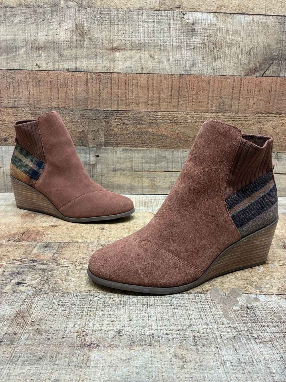 TOMS Boots Womens Size 9.5 41 Brown Suede Plaid Ankle Wedge Heel Bootie Zip